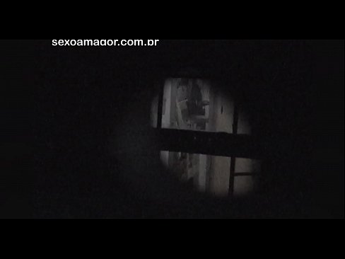❤️ Rubia es grabada en secreto por un voyeur del barrio escondido detrás de unos ladrillos huecos ❤️ Putas en es.hentaivost.ru ❌️