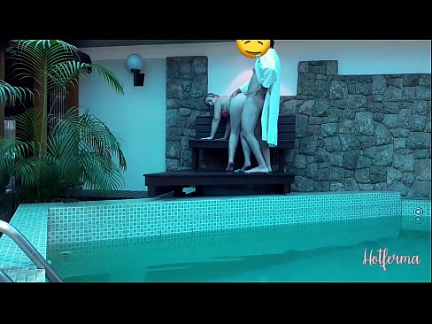 ❤️ El jefe invita a la criada a la piscina, pero no pudo resistirse a una caliente ❤️ Putas en es.hentaivost.ru ❌️